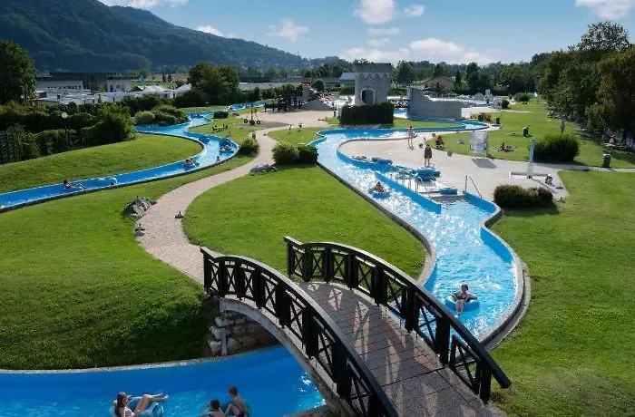 Mad House 1, Terme Catez