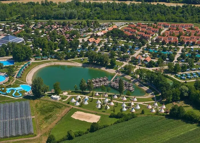 Nyaraló Mad House 1, Terme Catez